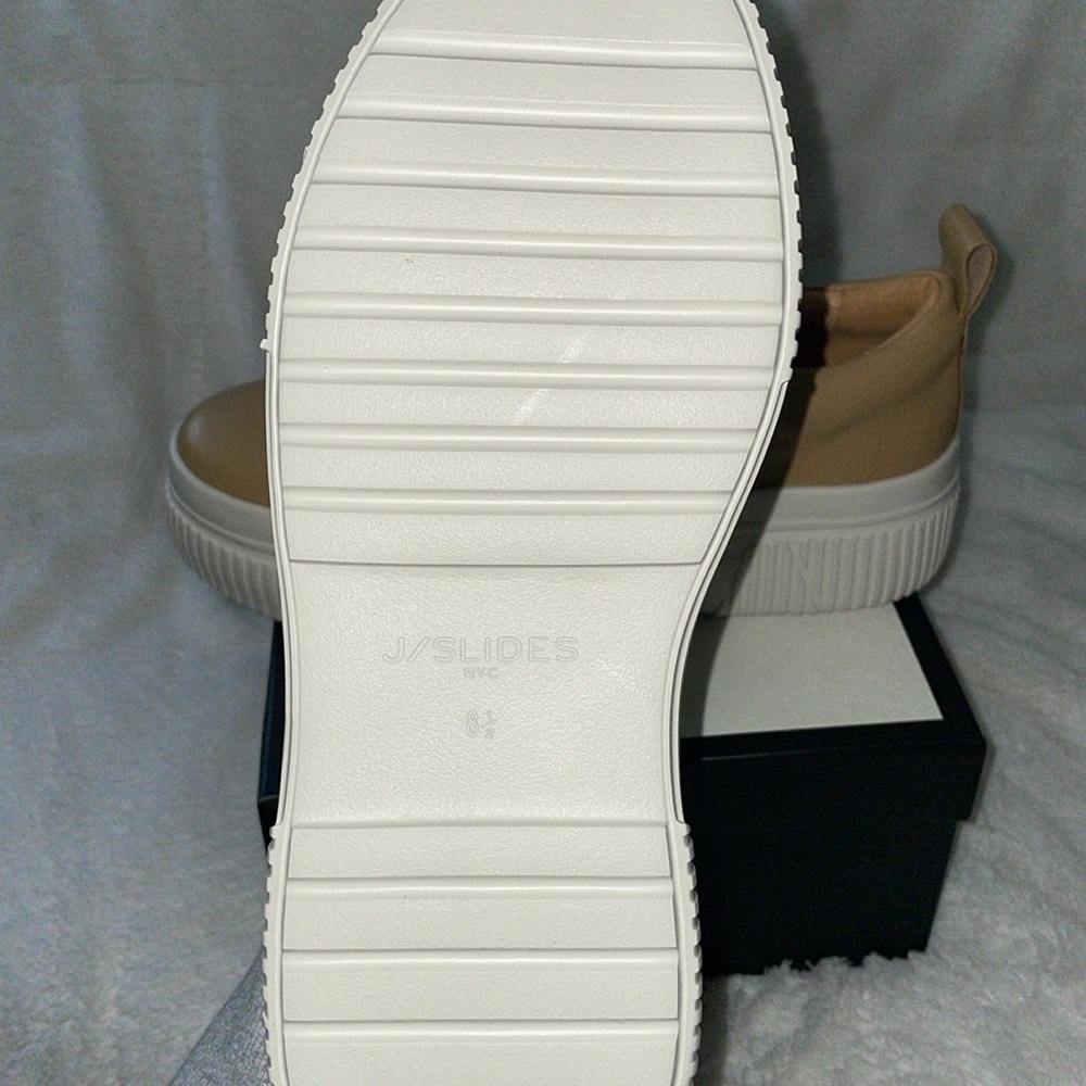 NWT J/SLIDES WEST Nude Leather Sneaker - Picture 15 of 15